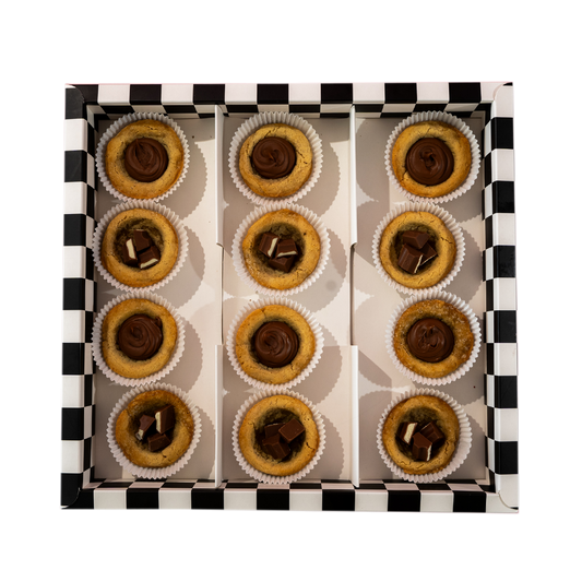 Kinder and Hazelnut cookie cup box